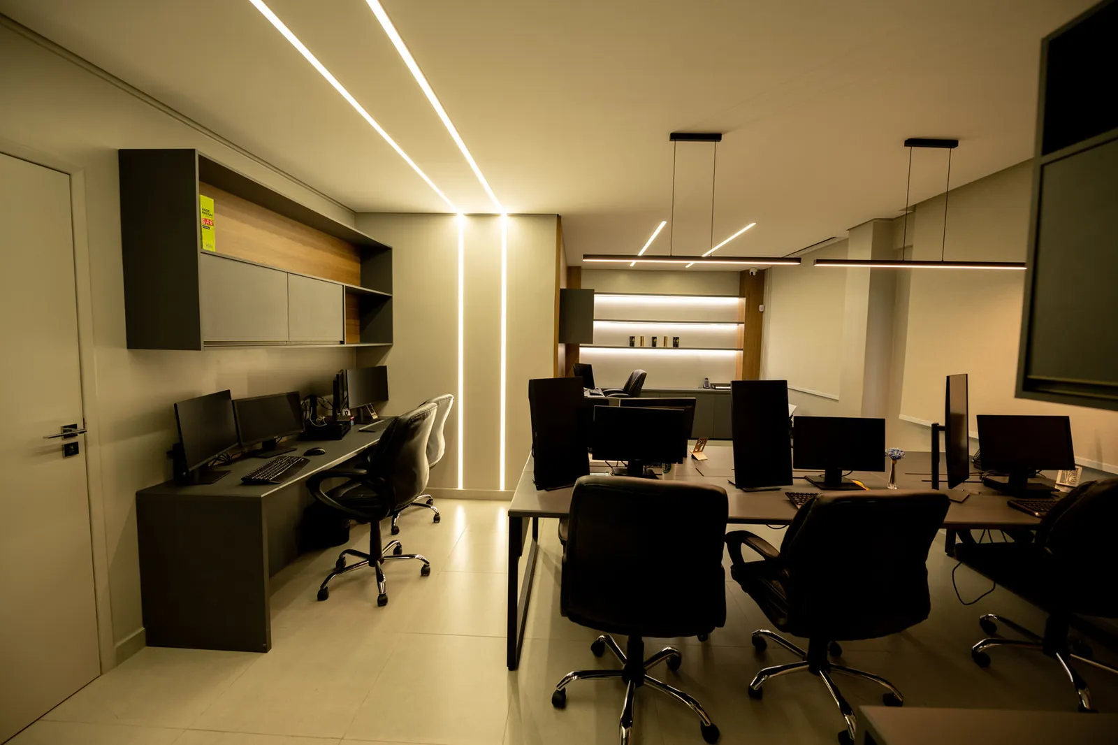 Área de trabalho da equipe do escritório